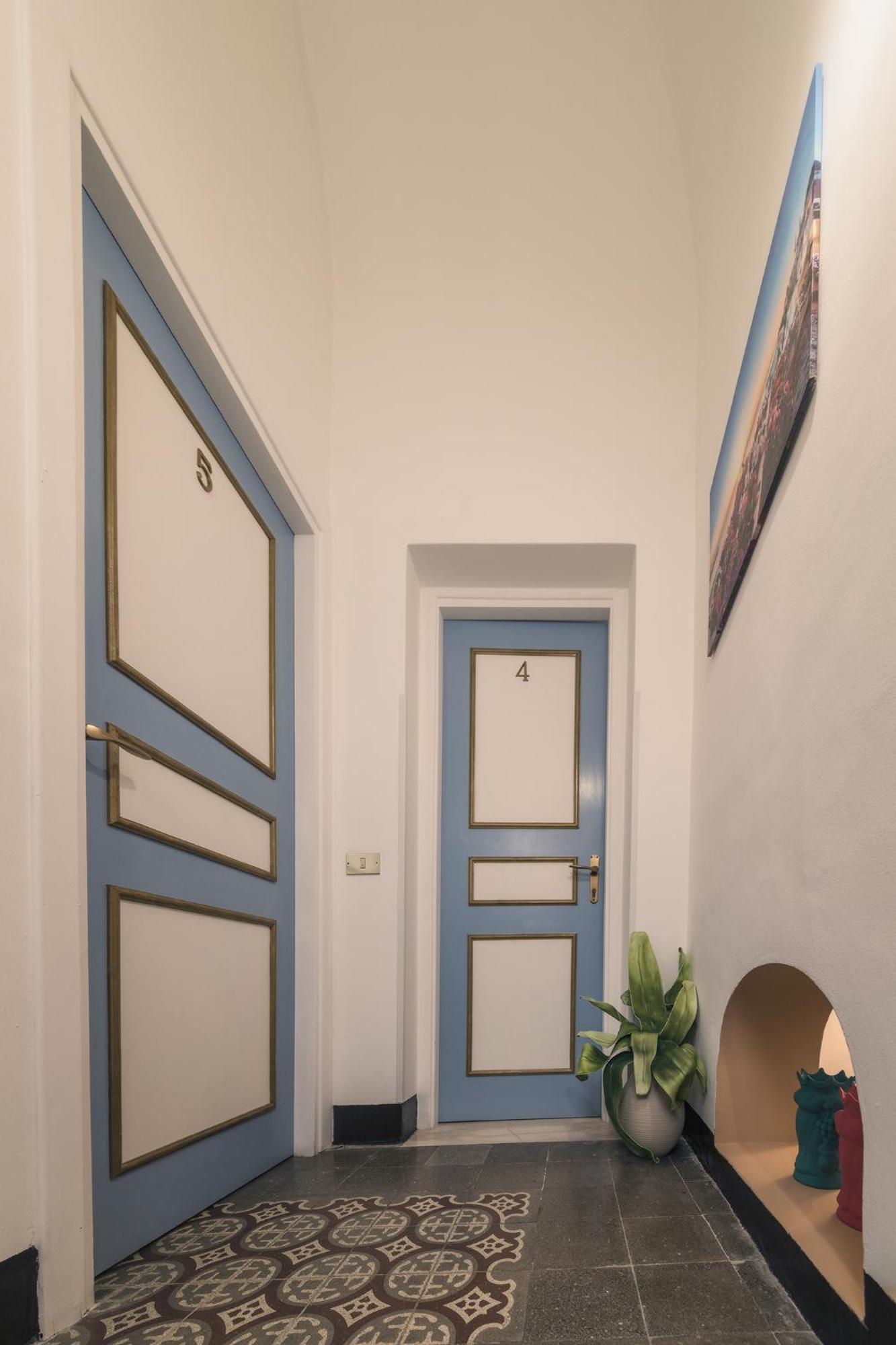 Voila Rooms Guest House Terrasini Exterior foto