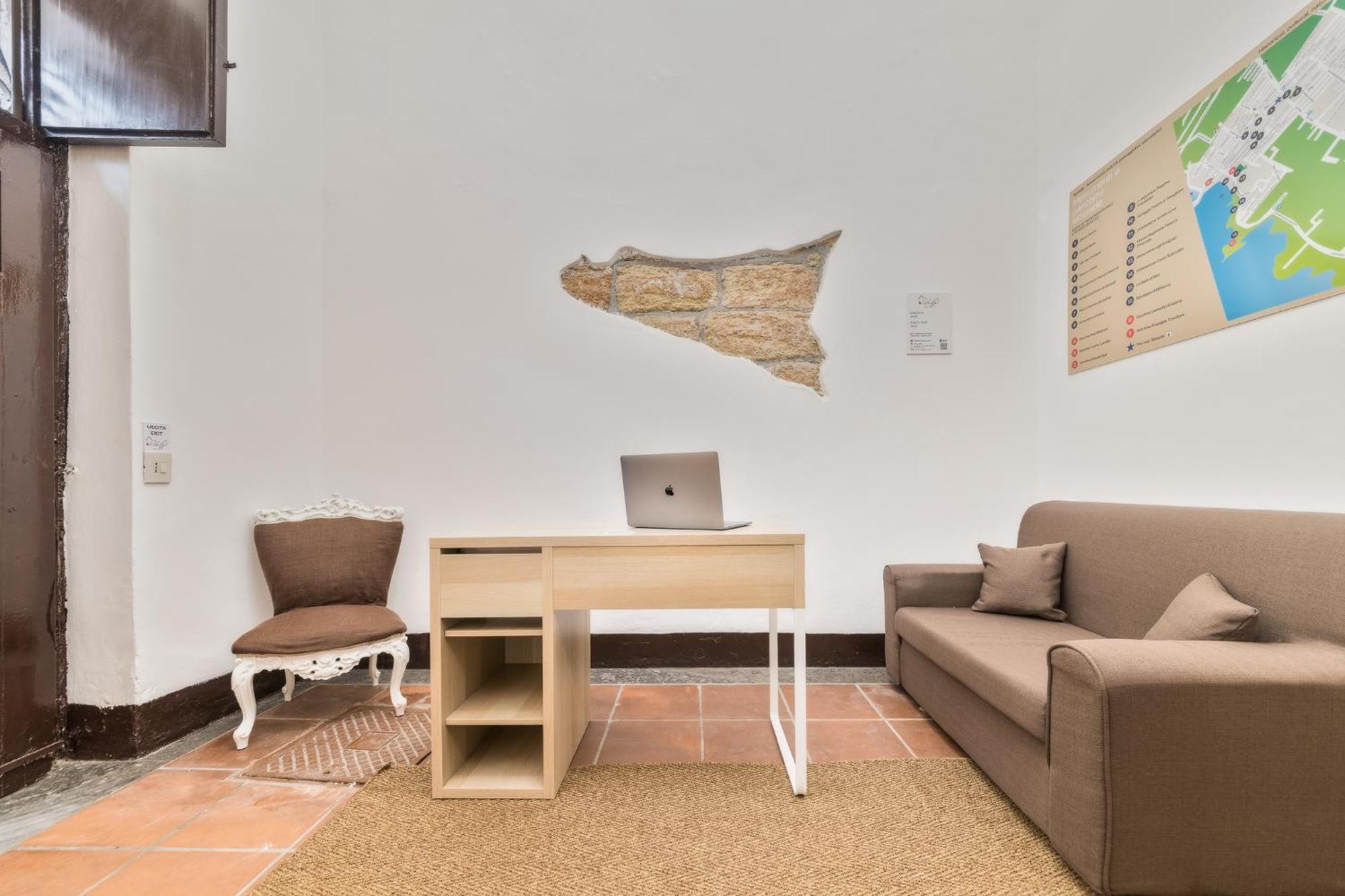 Voila Rooms Guest House Terrasini Exterior foto